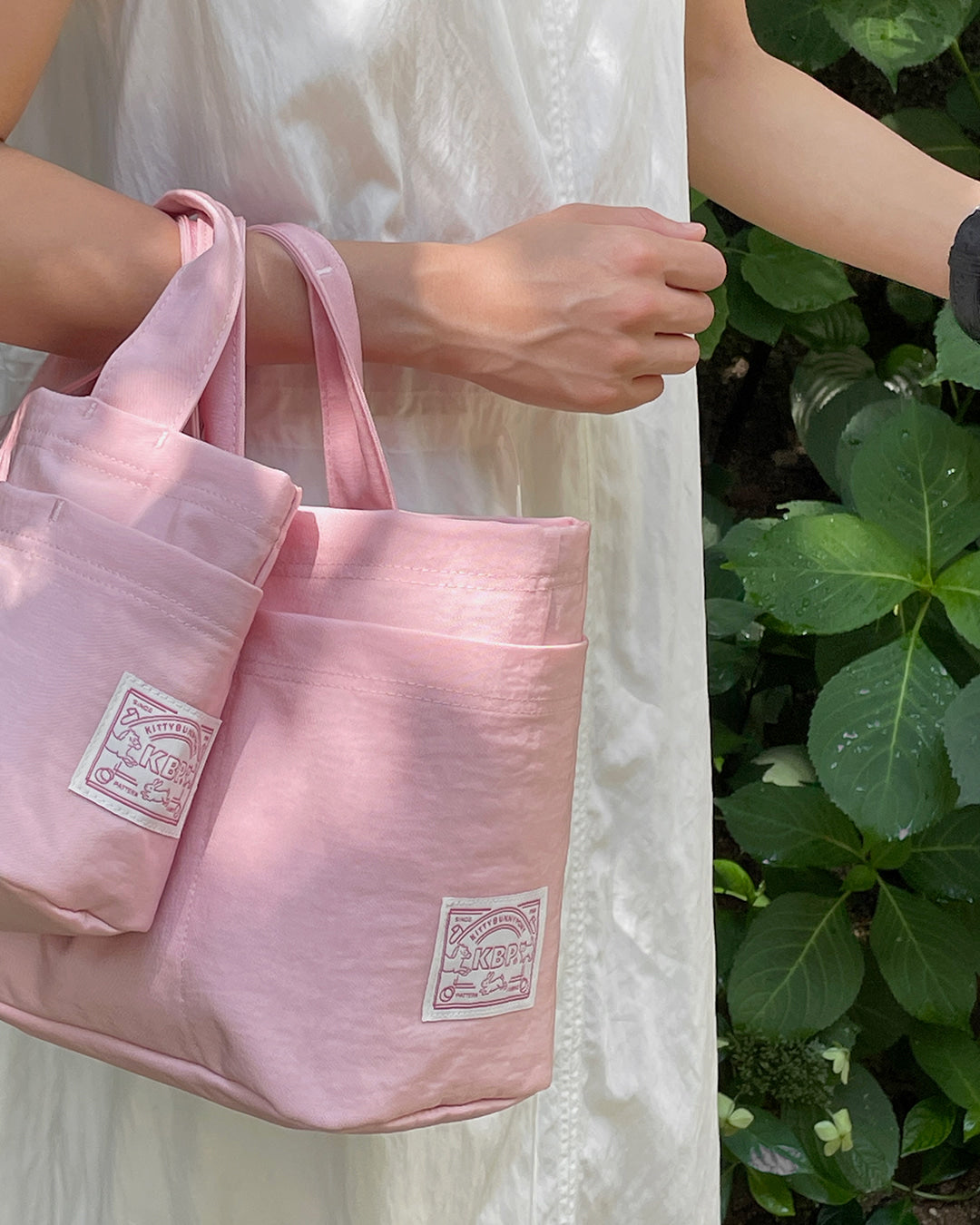 Easy Baby Pink Small Ground Bag