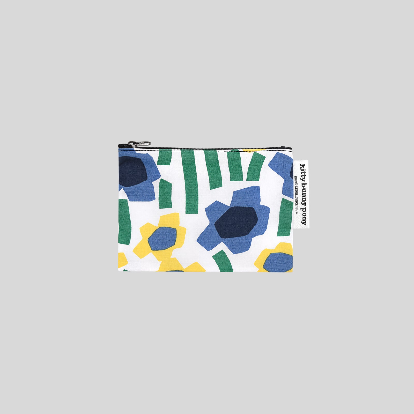Poppy Garden Pouch by Jessica Nielsen