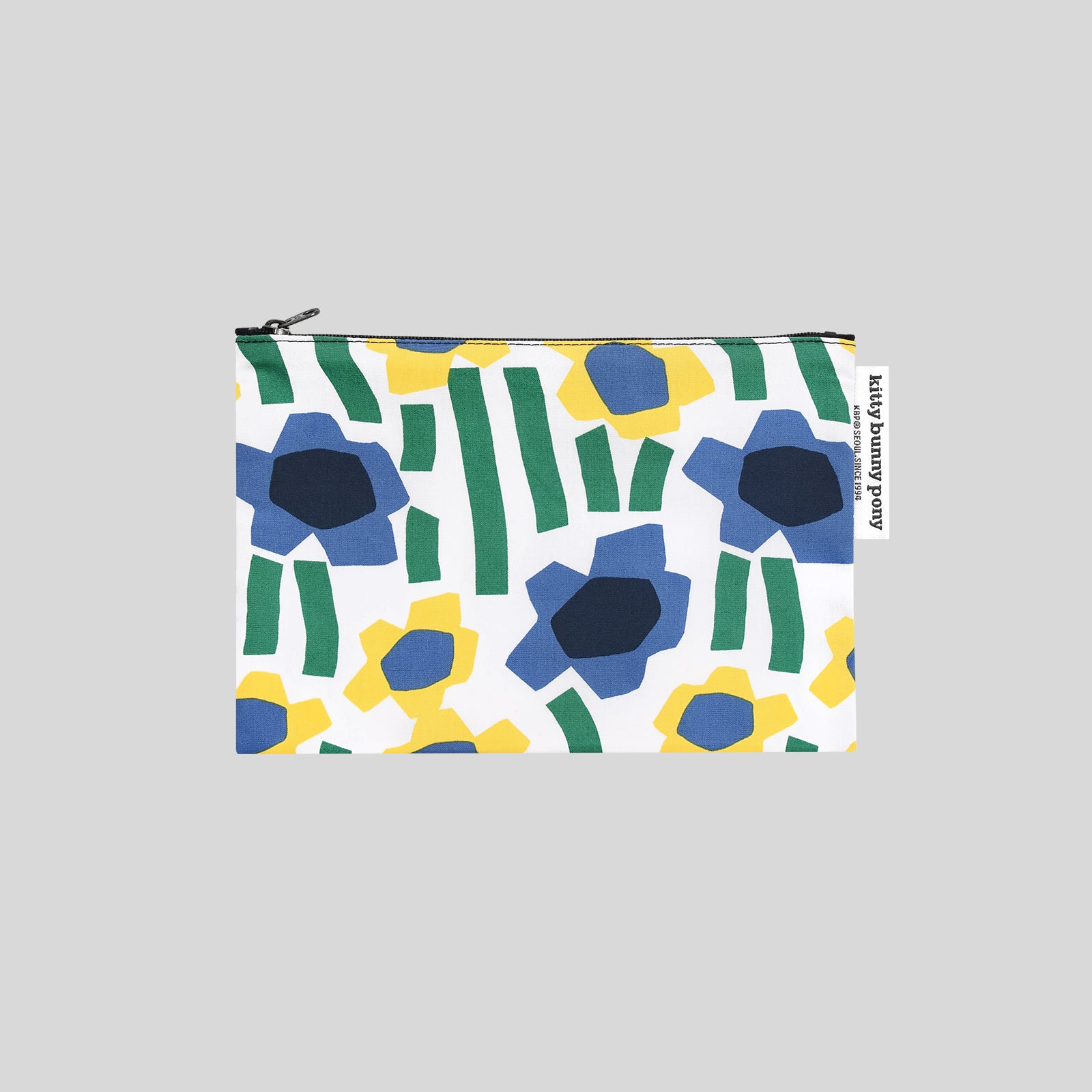 Poppy Garden Pouch by Jessica Nielsen